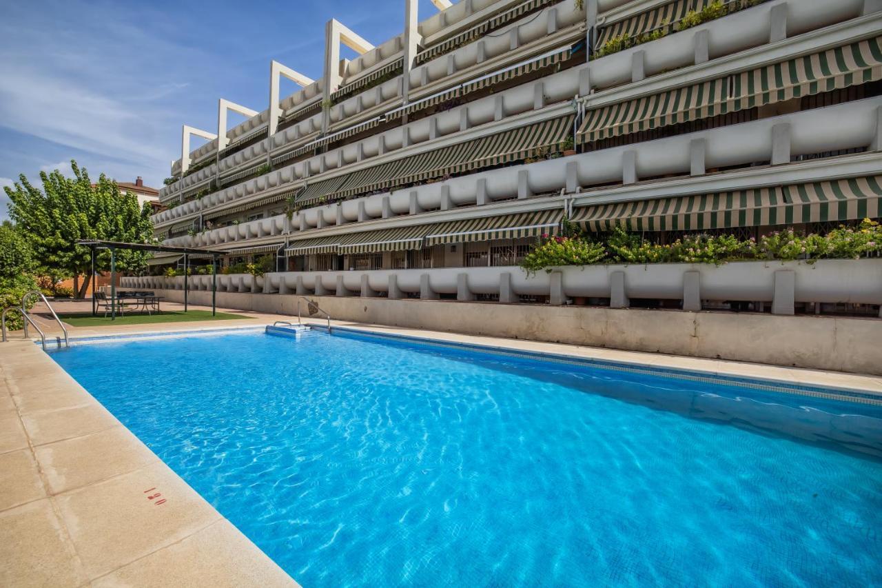 Apartamento Los Tilos & Parking & Piscina Kordoba Bagian luar foto